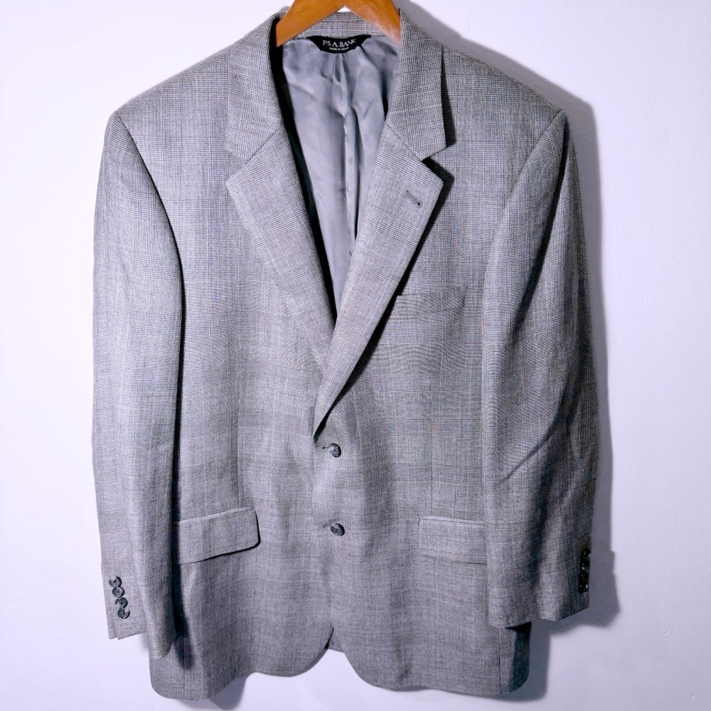 Jos. A. Bank Signature Collection‎ With A Mix Of Silk/Camelhair Size 44L